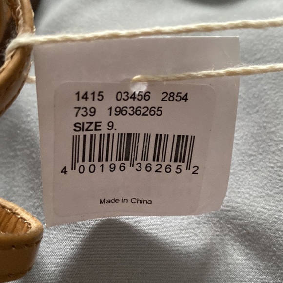 NWT American Eagle Sandals Size 9 - Picture 3 of 3